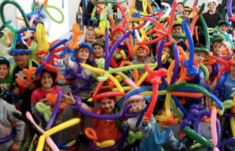 Funky Monkey Balloon Show
