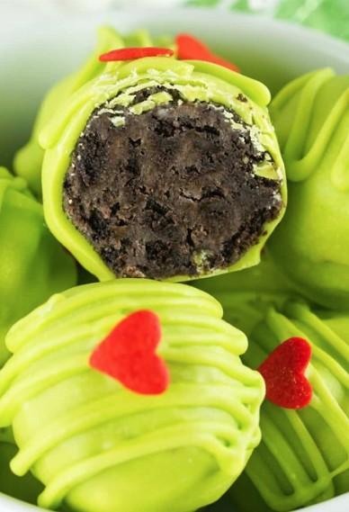 grinch oreo balls