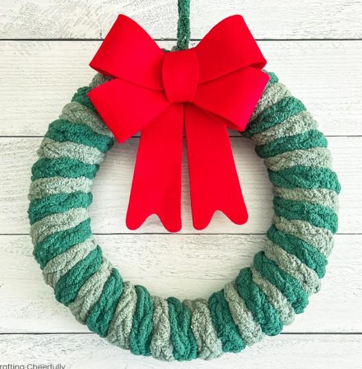 yarn wreath